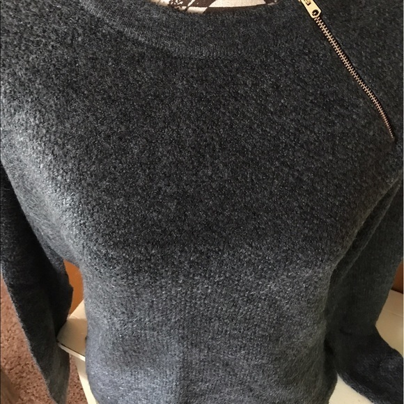 NWT Abercrombie & Fitch Oversized Zip Sweater XS - Picture 6 of 8